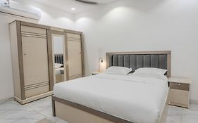 Luxurious Family 3 Bedroom Apartments 10 Mins Drive To Al-Masjid Nabawi